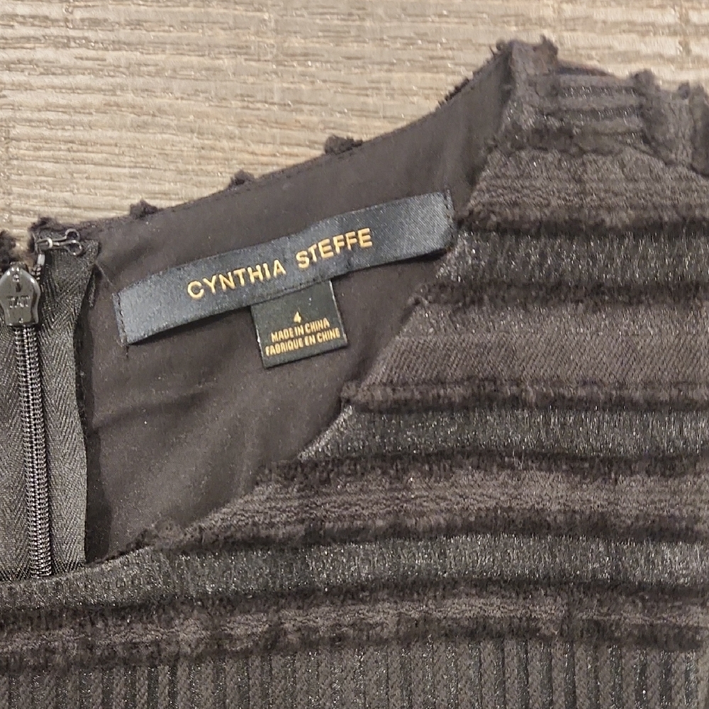 Cynthia Steffe Blair Black Textured Shift Dress Size 4 - Picture 3 of 7